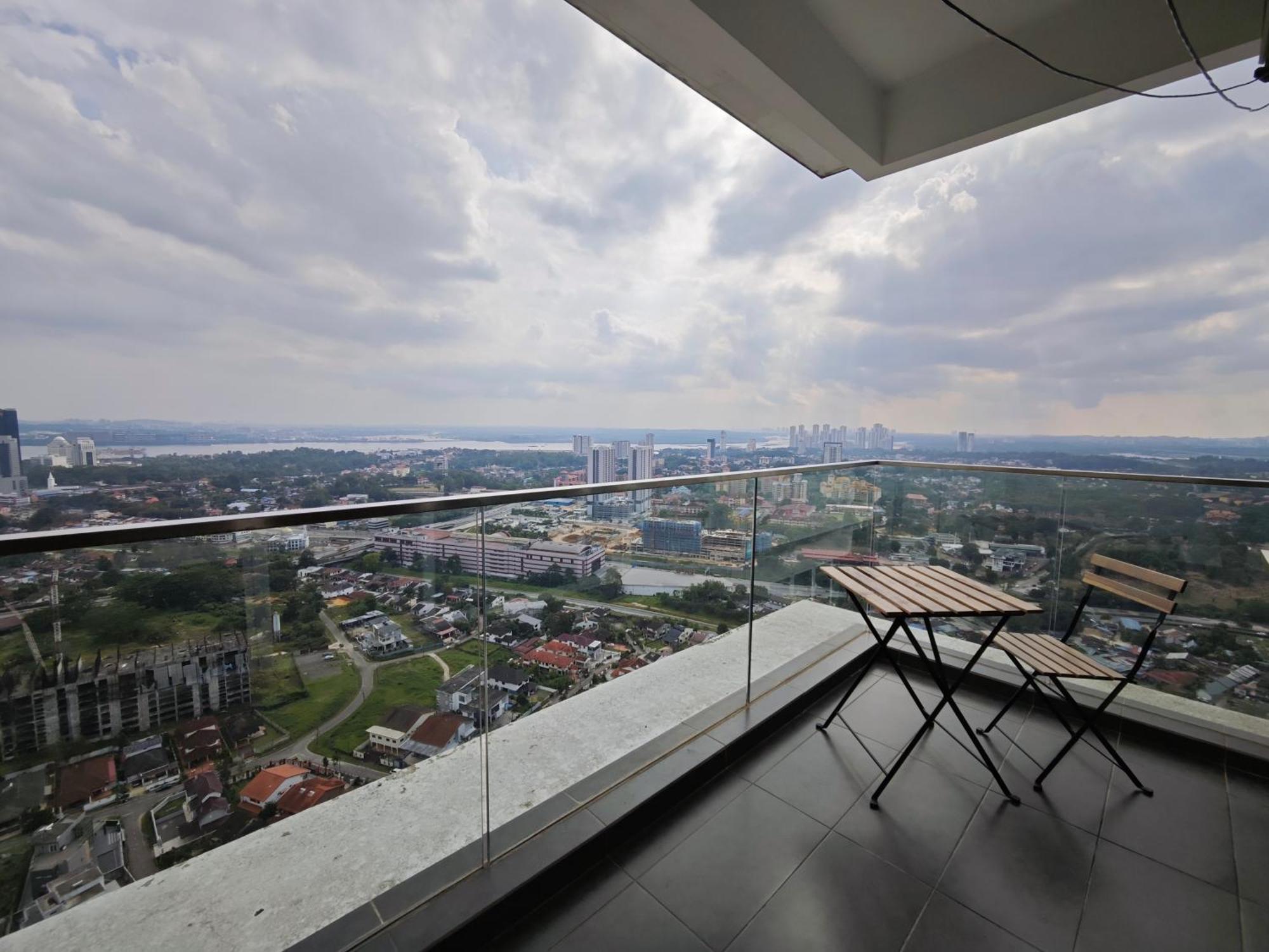 Ais-Kacang Sweet Home Pinnacle Tower Джохор-Бару Экстерьер фото